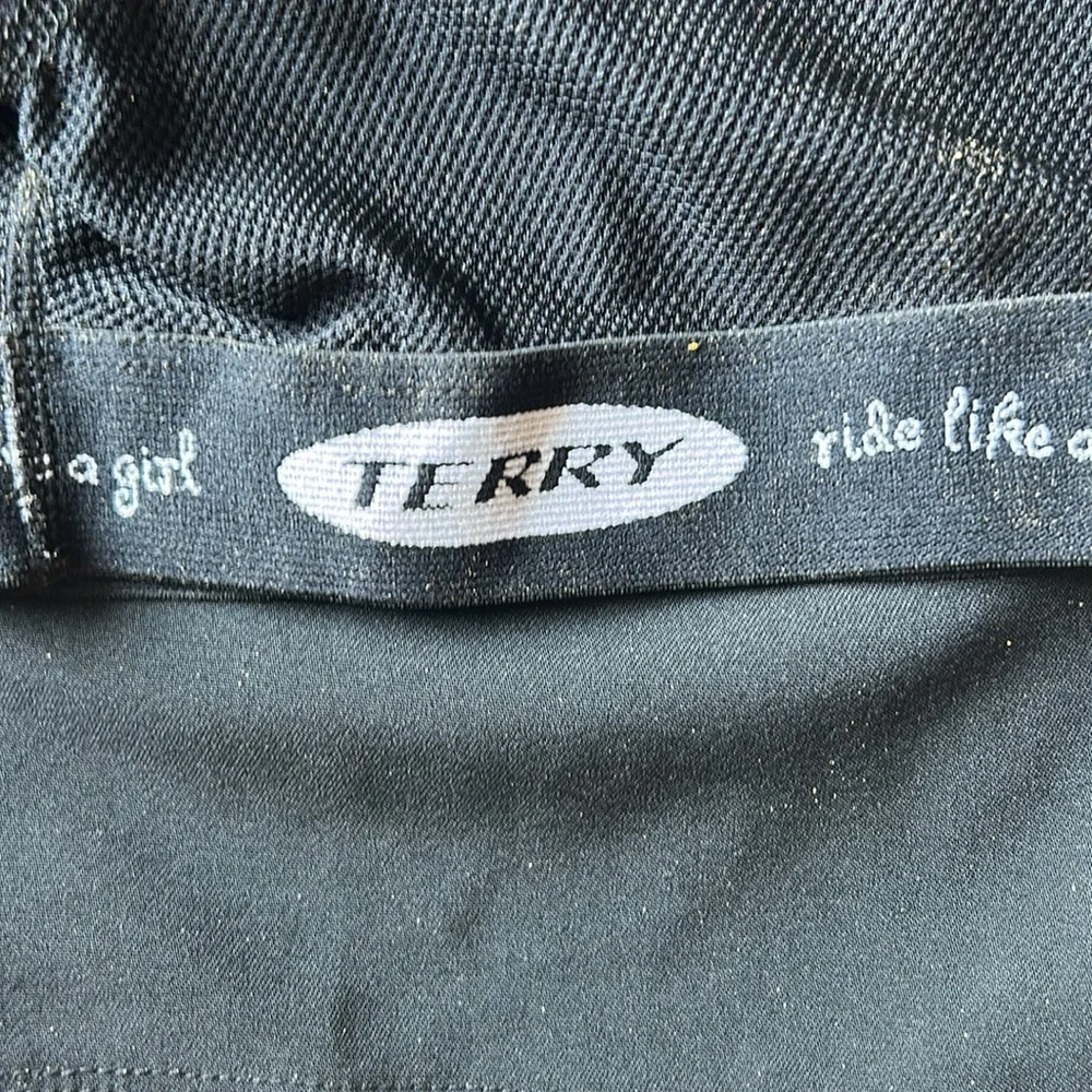 Terry Woman’s Biking Cycling Cargo Shorts M Black Padded Liner Loose Athletic